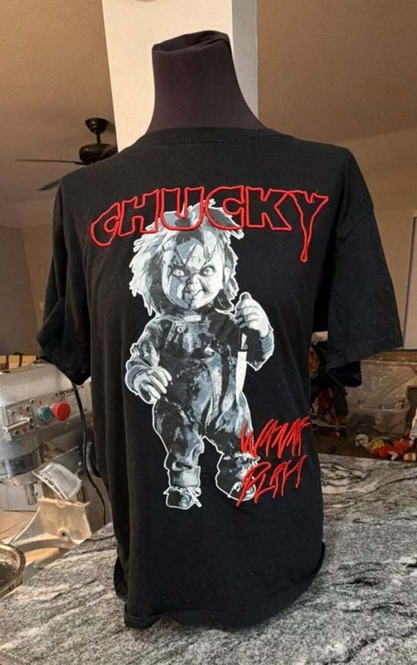 Chucky T-Shirt Size M Black Graphic Tee Wanna Play Horror Movie